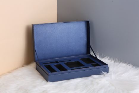 Custom Make Up Case Box